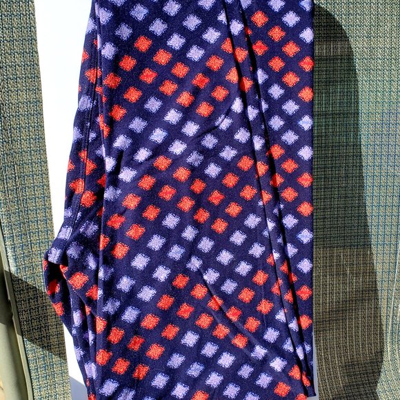 LuLaRoe leggings and tops - Picture 3 of 13